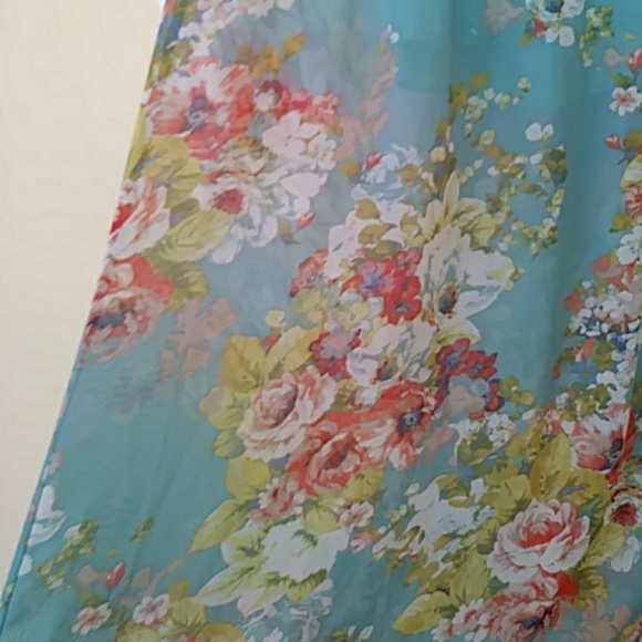 Floral Maxi dress - Picture 6 of 7